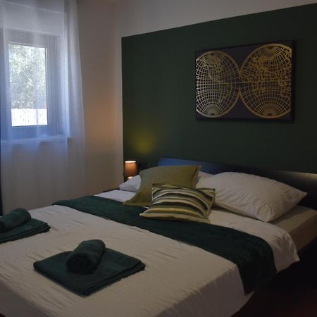 Apartments Rismondi 37E Fažana Extérieur photo