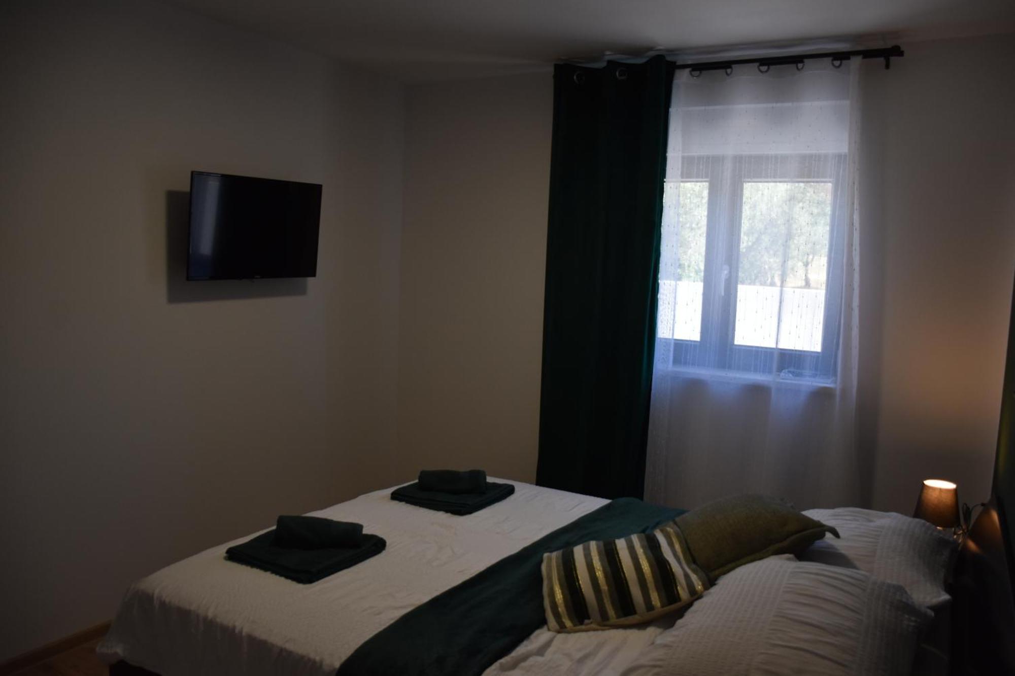 Apartments Rismondi 37E Fažana Extérieur photo