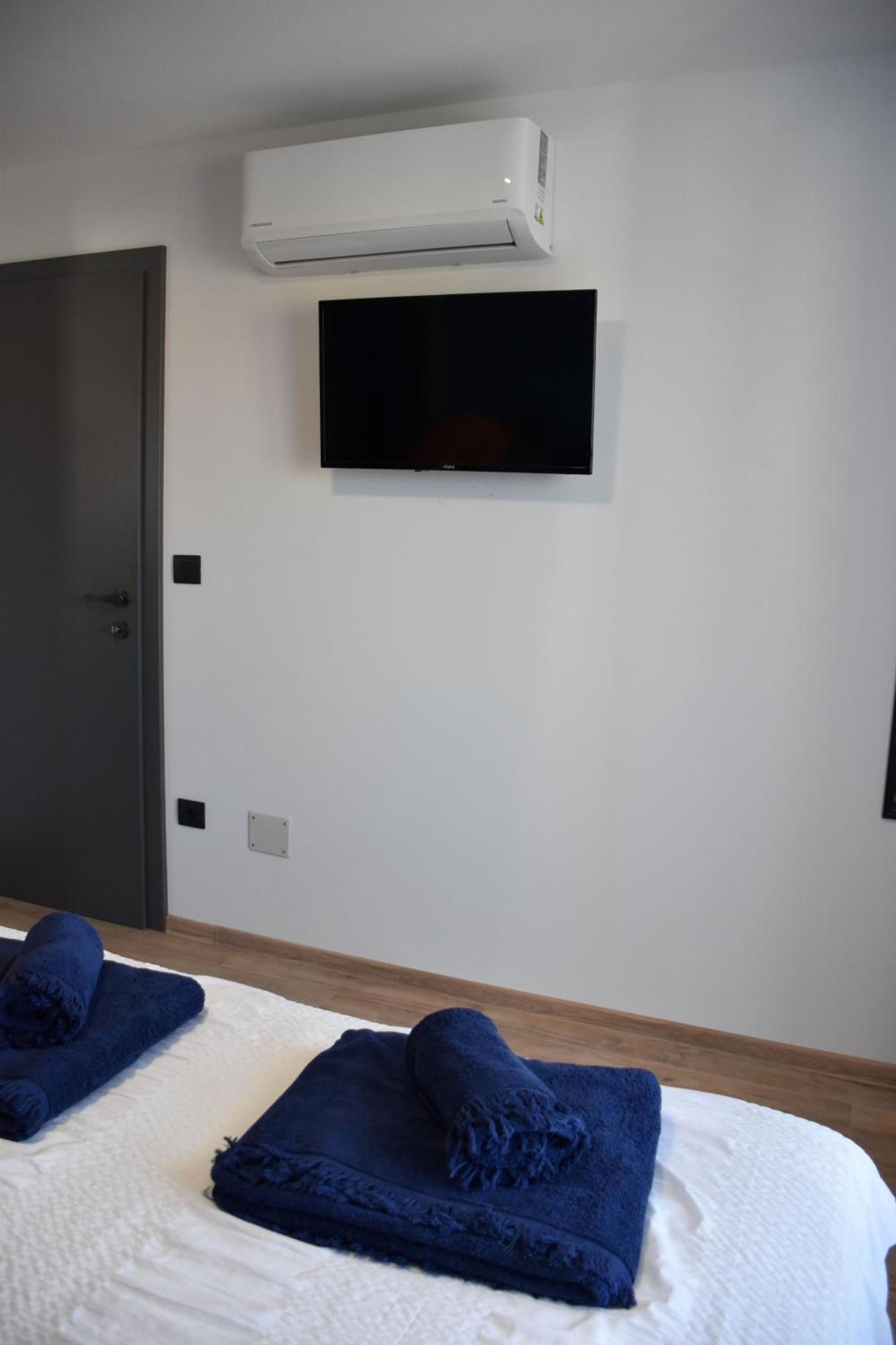 Apartments Rismondi 37E Fažana Extérieur photo